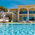 Villa Bala - Seaside Luxury Villa!